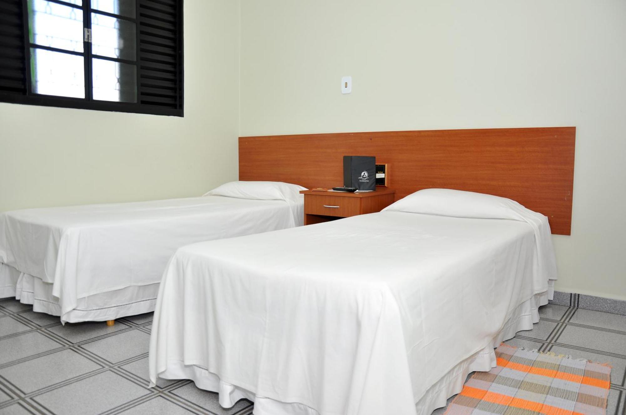 Hotel Carolina Plaza Uberaba Quarto foto